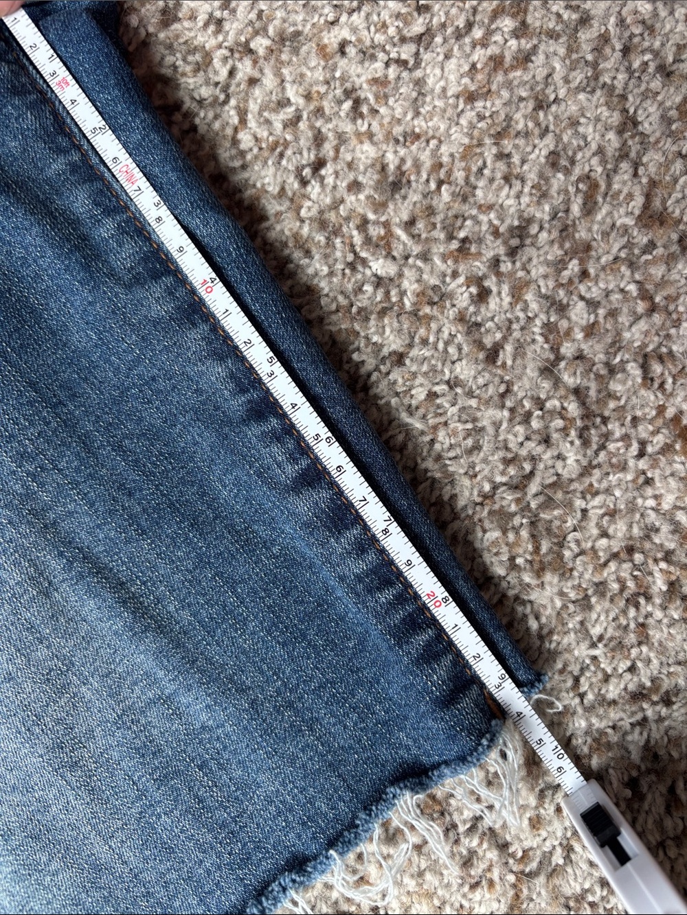 Kut from the Kloth Medium Blue Denim Bermuda Shorts with Raw Hem - Picture 4 of 5